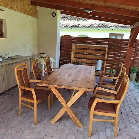 Orsegi Szent Marton Lak Ferienhaus
